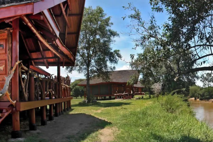 4 Days Masai mara Air Safari: Royal Mara Safari Lodge